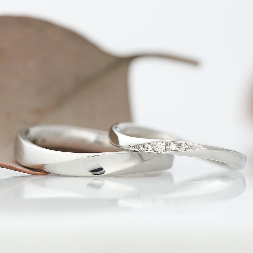 S字系の結婚指輪の写真